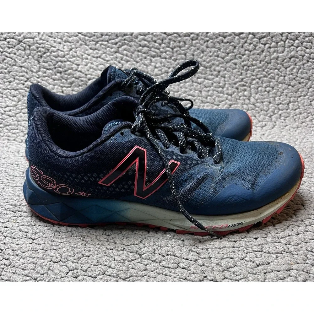 New Balance 690 AT All Terrain Speed Ride Athletic Shoes Women's Size 8 Blue